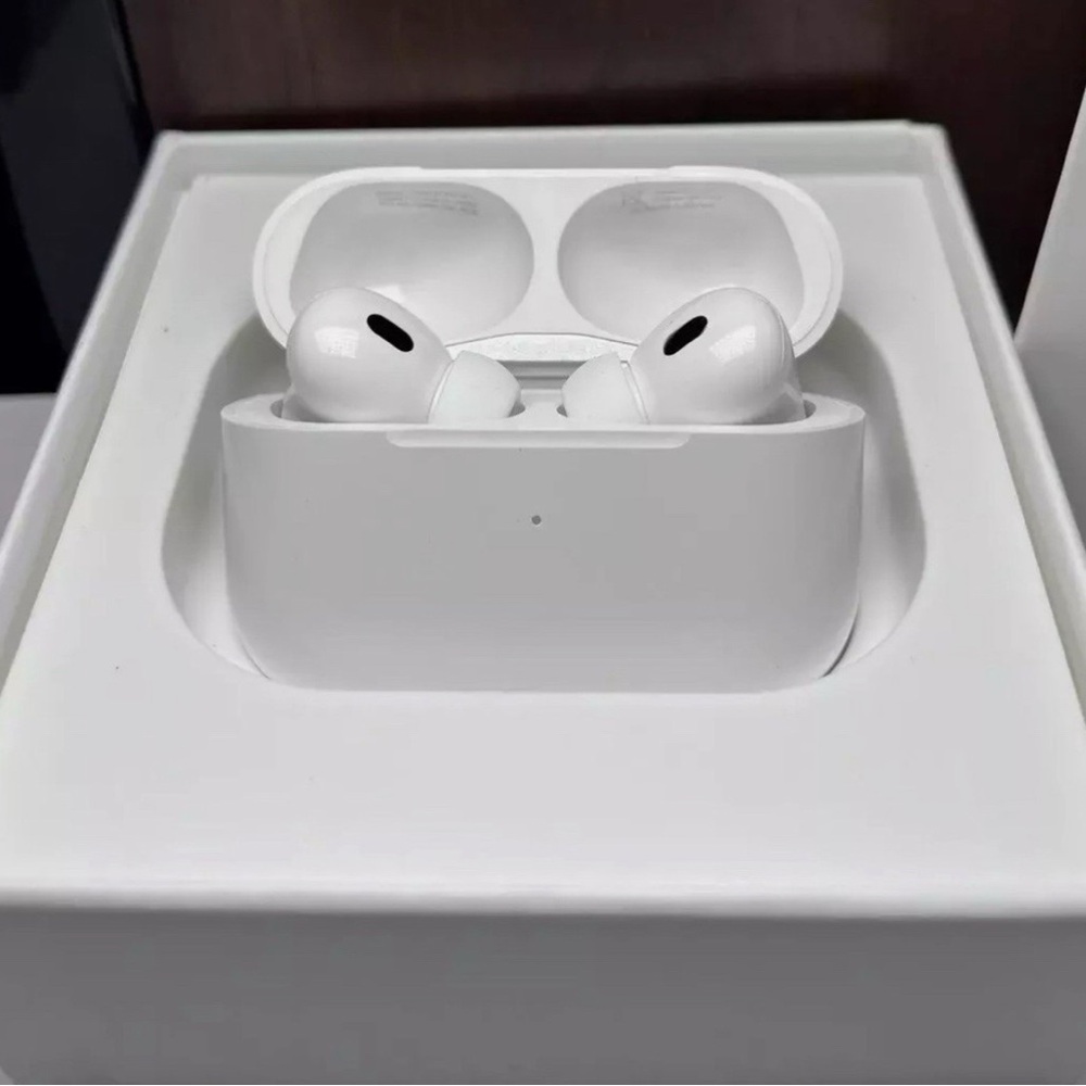 White Wireless Earbuds with Charging Case